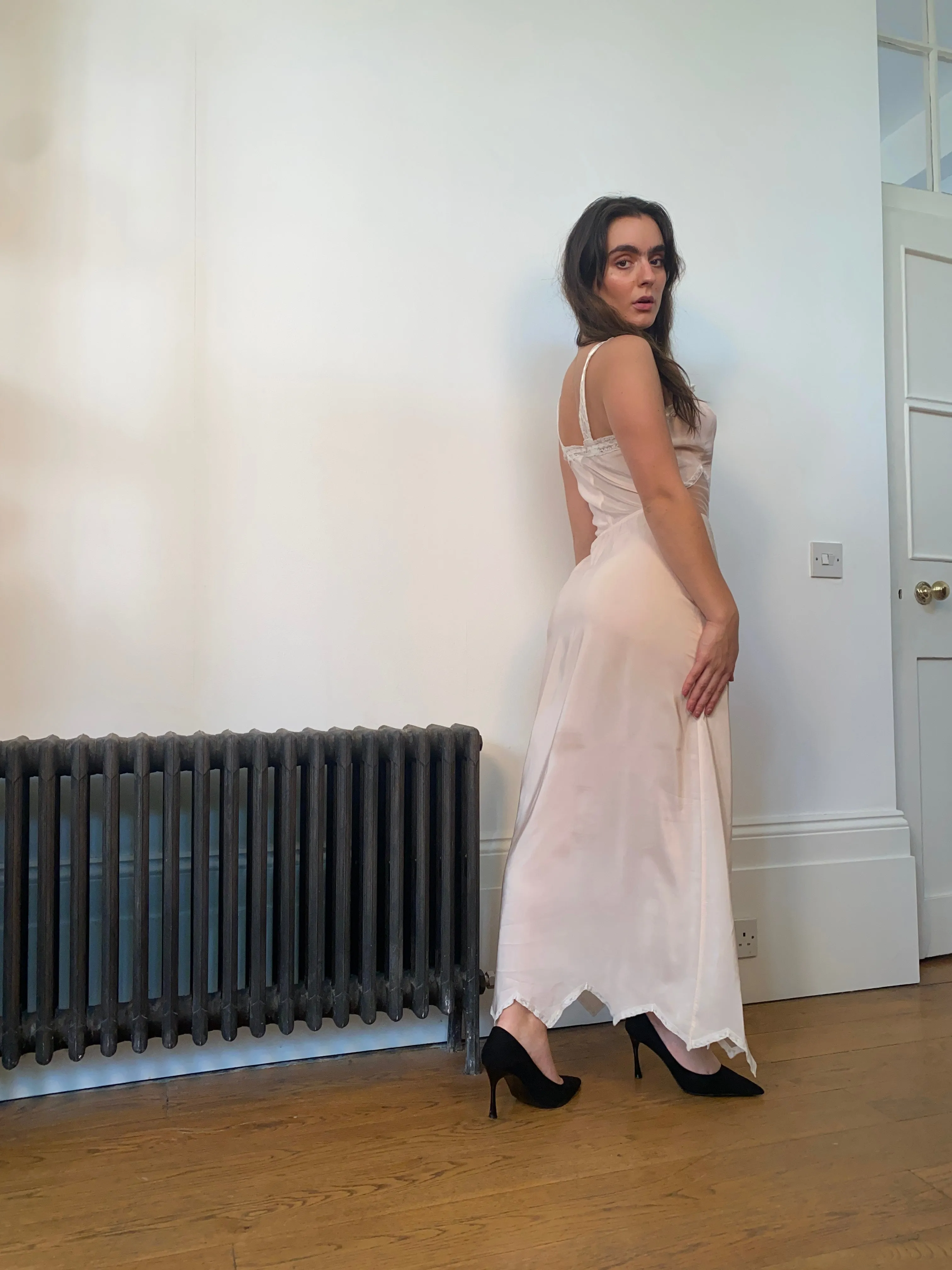 ARCHIVE - 1950s Cut Out Pink and Lace Tulle Nightdress