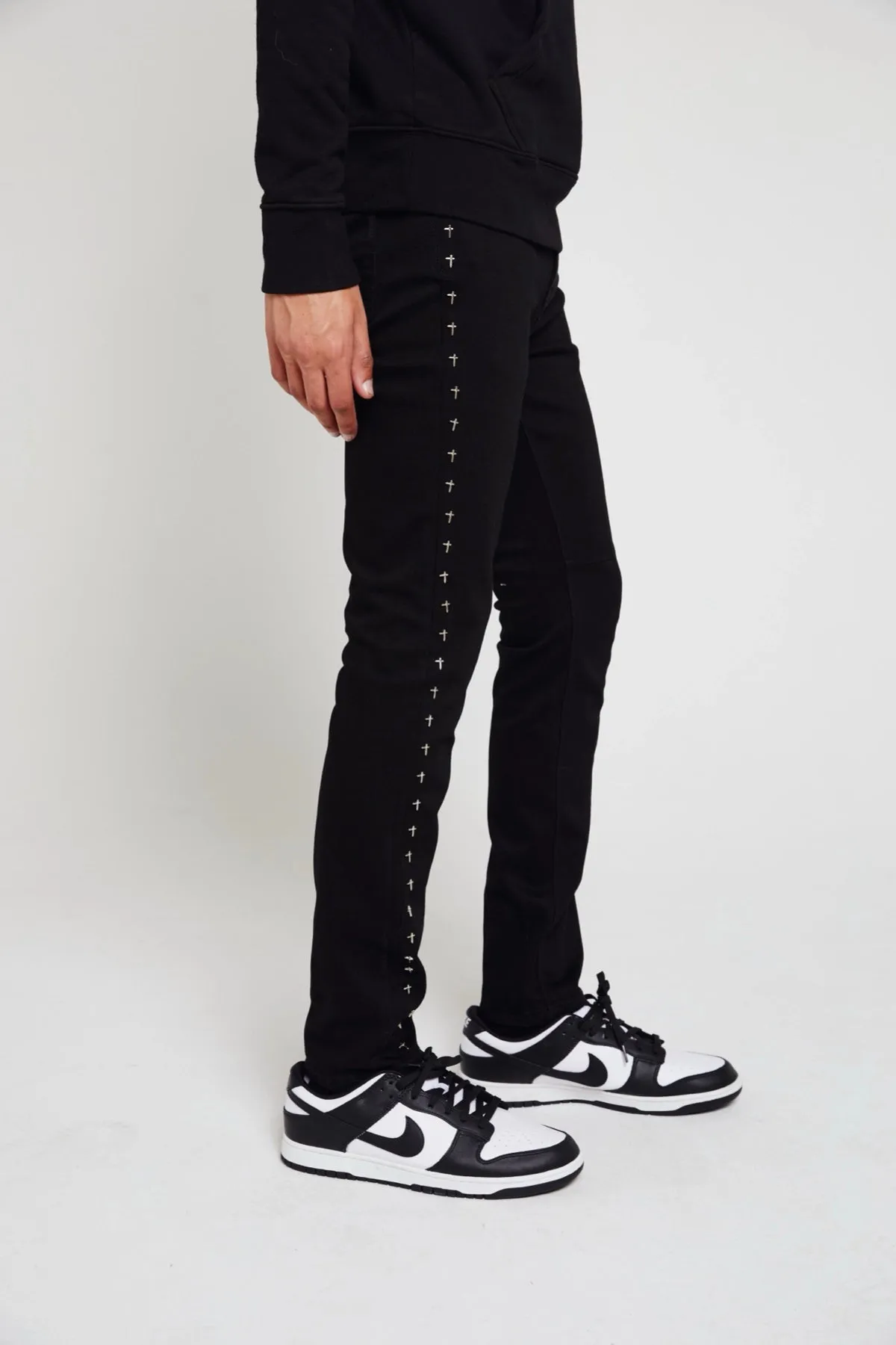 BRYANT SKINNY JEAN | BLACK CROSS