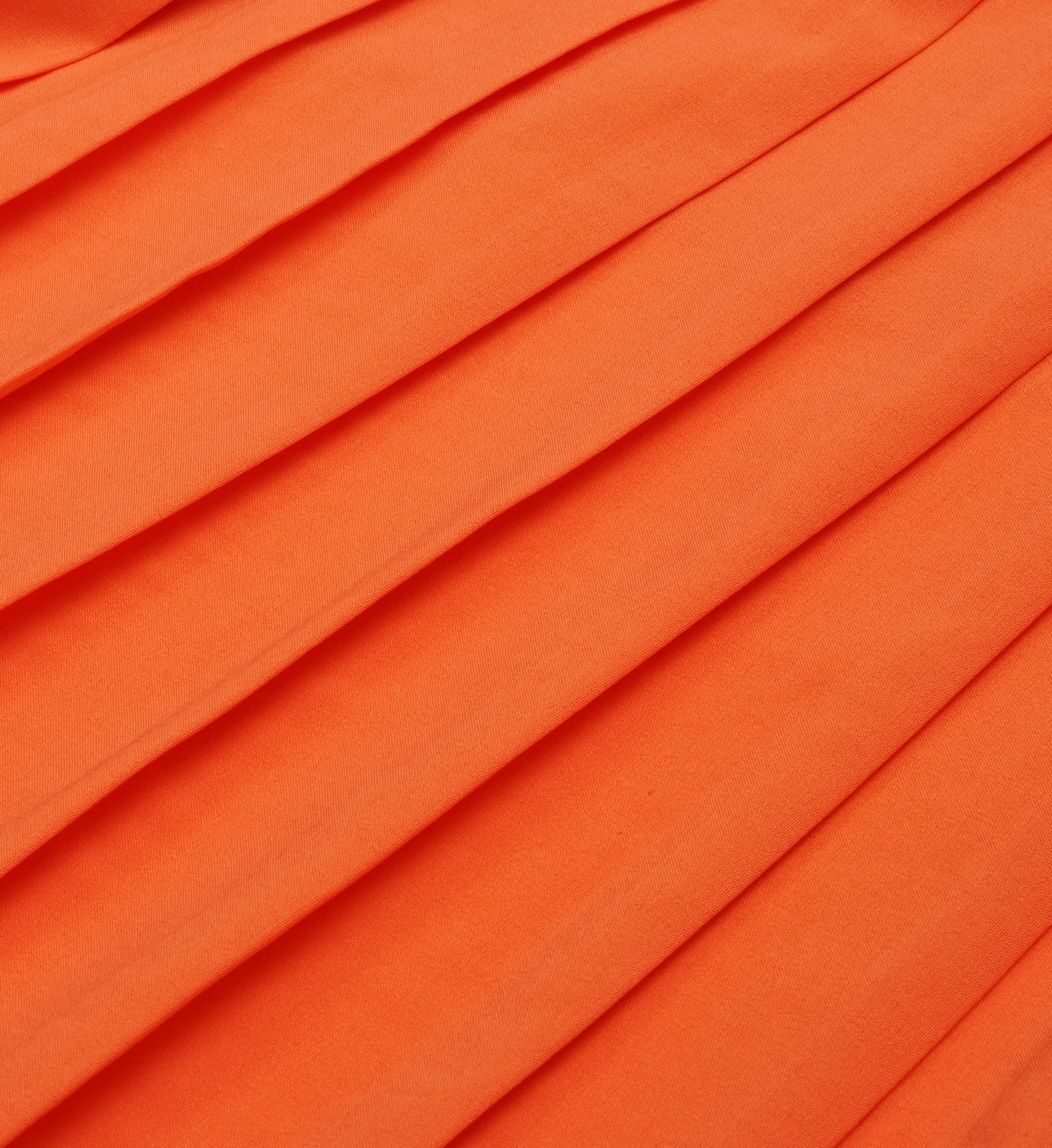 New Serif Pleated Skirt - Pomodoro/White