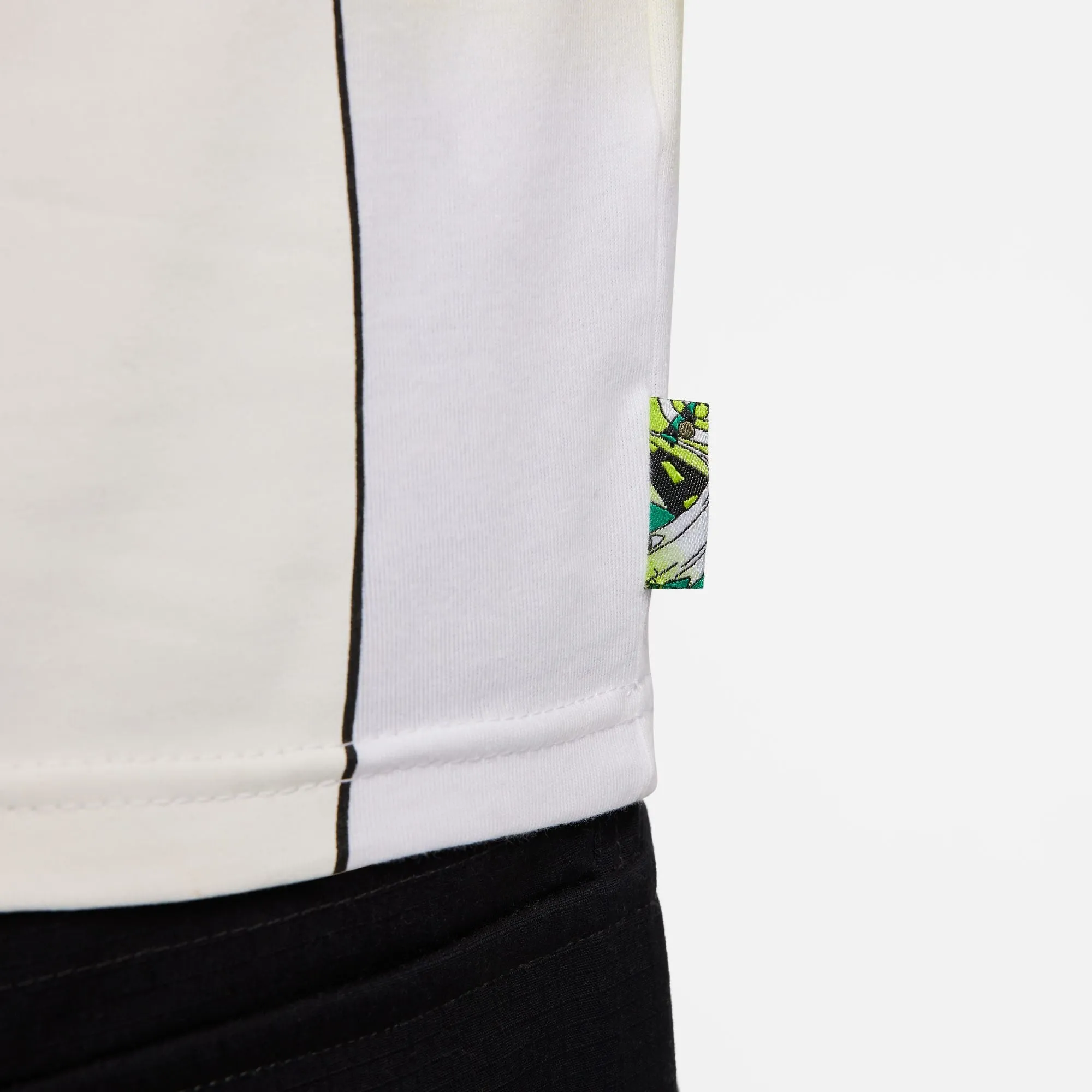 NIKE SB 2024 FEDERATION KIT LONG SLEEVE SKATE TEE WORLD WHITE