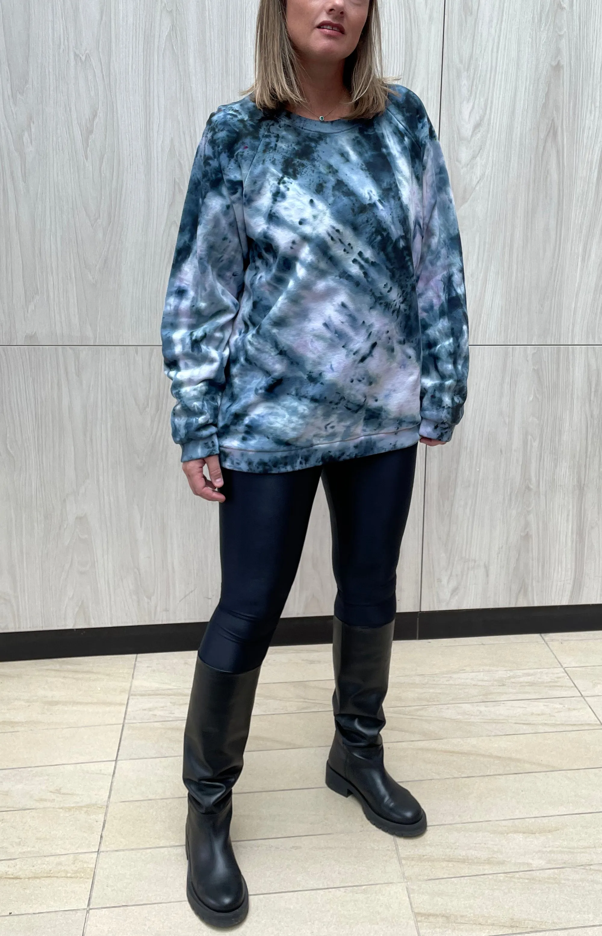 Organic Cotton Sweatshirt in 'Raven'