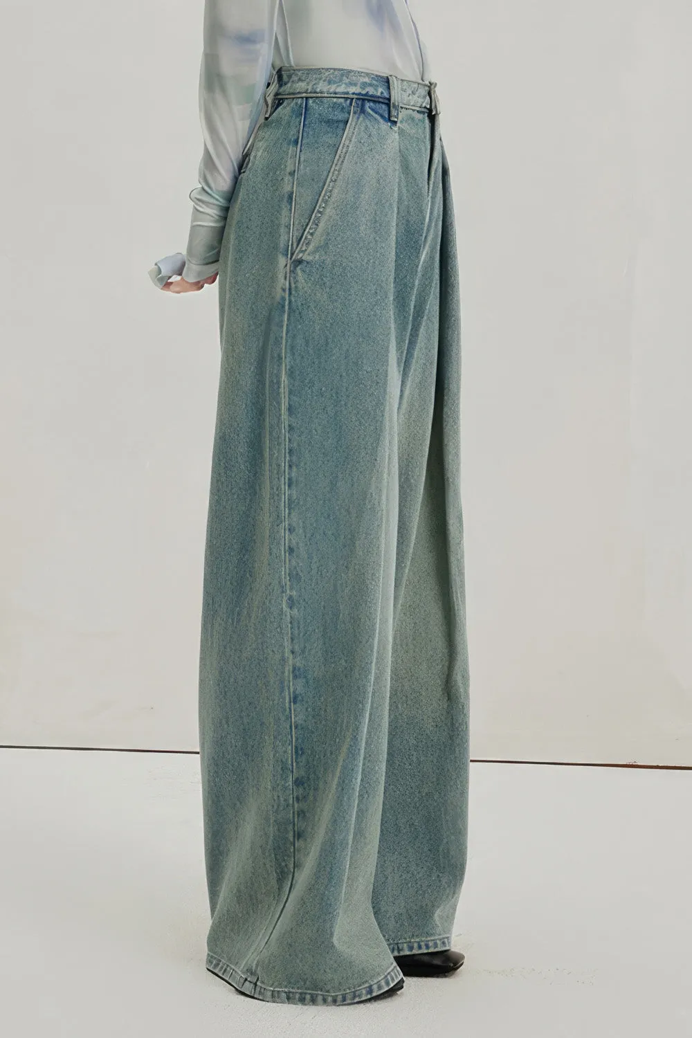 Pleated Wide Leg Jeans - Blue
