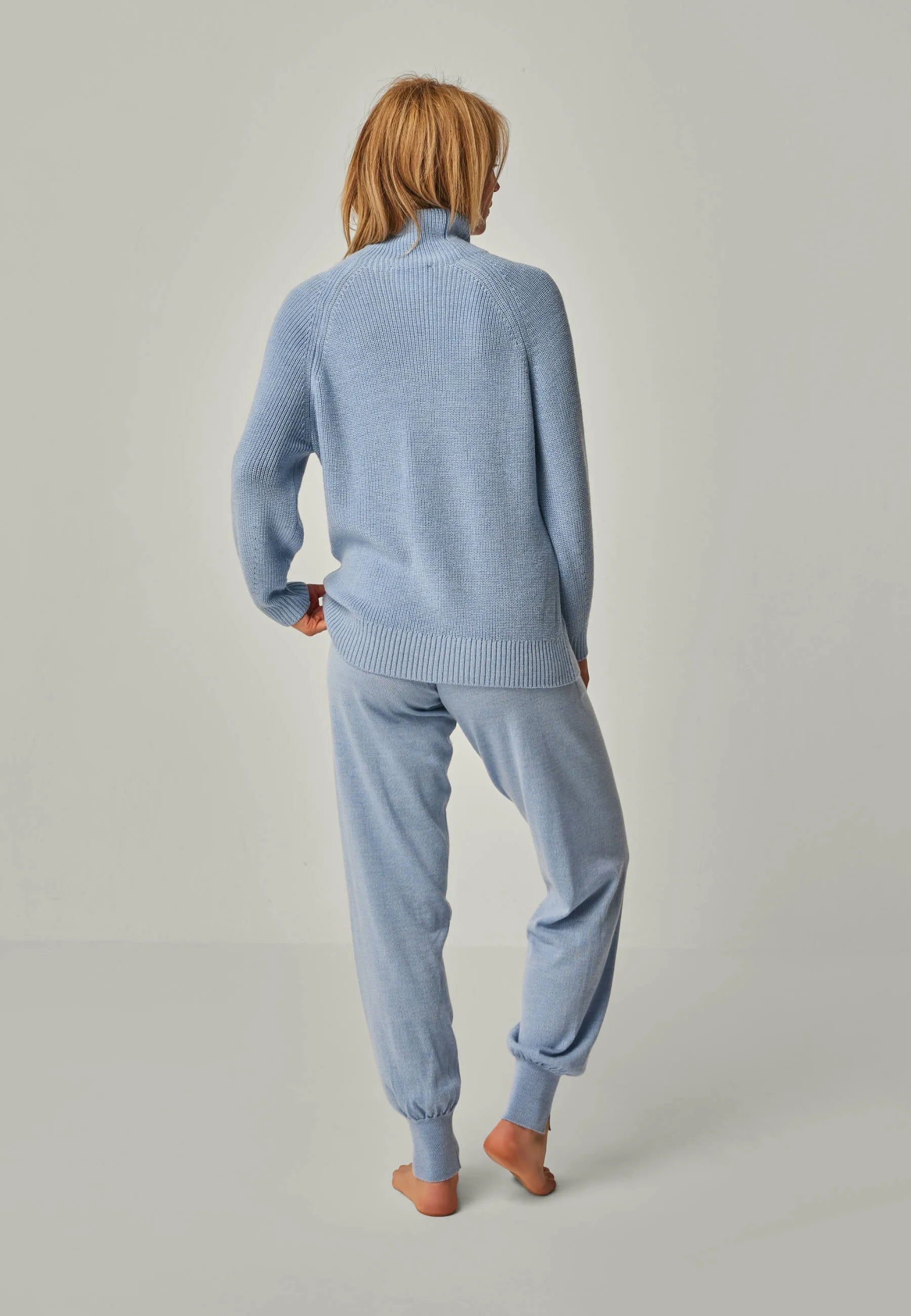 PULLOVER EVE - Stylisher Mock Neck Pullover