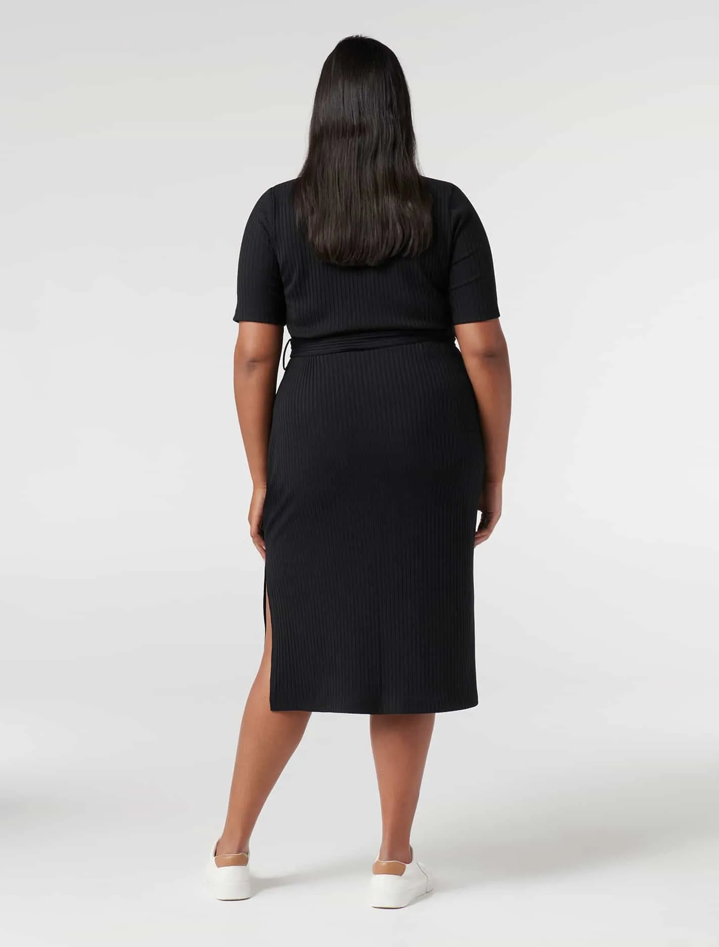 Scarlett Curve Short Sleeve Dress