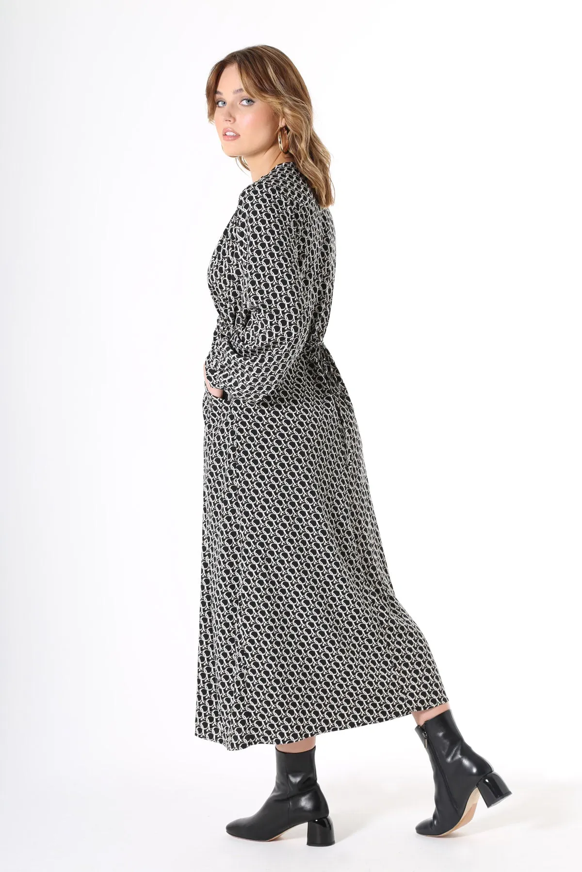 Signature Tie Dress Black