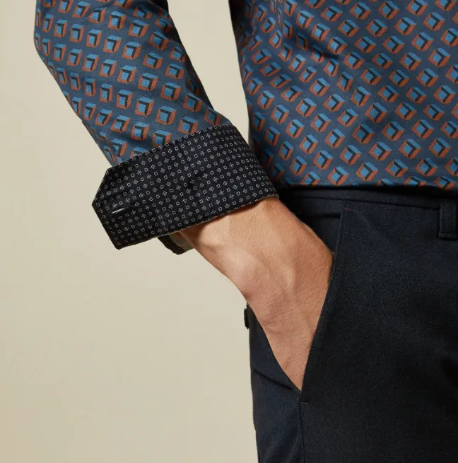 TED BAKER mens blue/rust/black geo-print shirt with small modern semi-spread collar, 4 / L