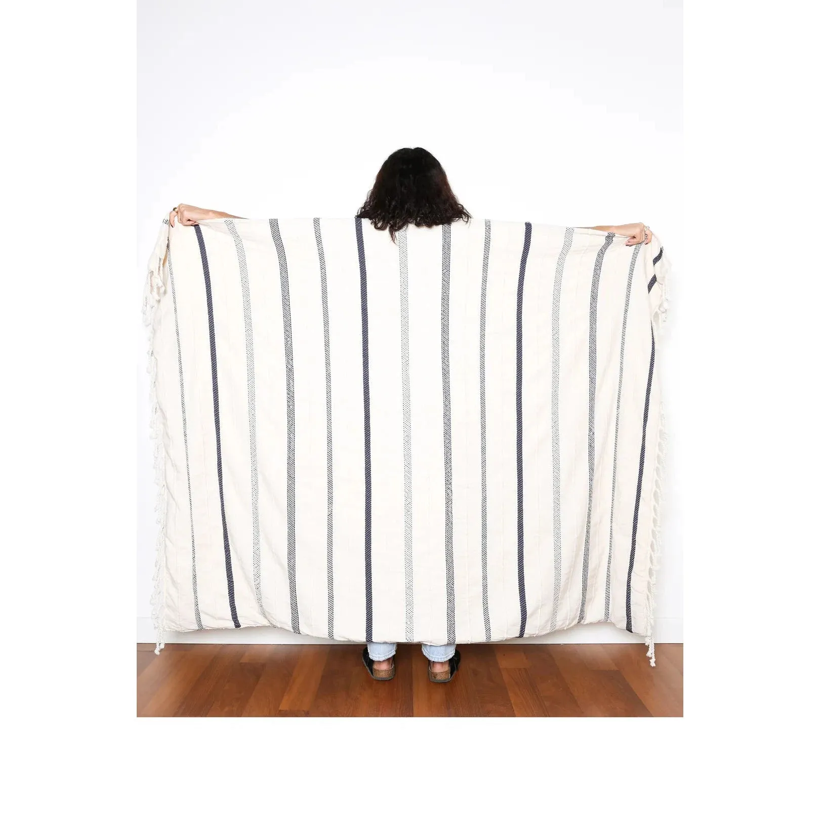 THE CAMDEN THROW