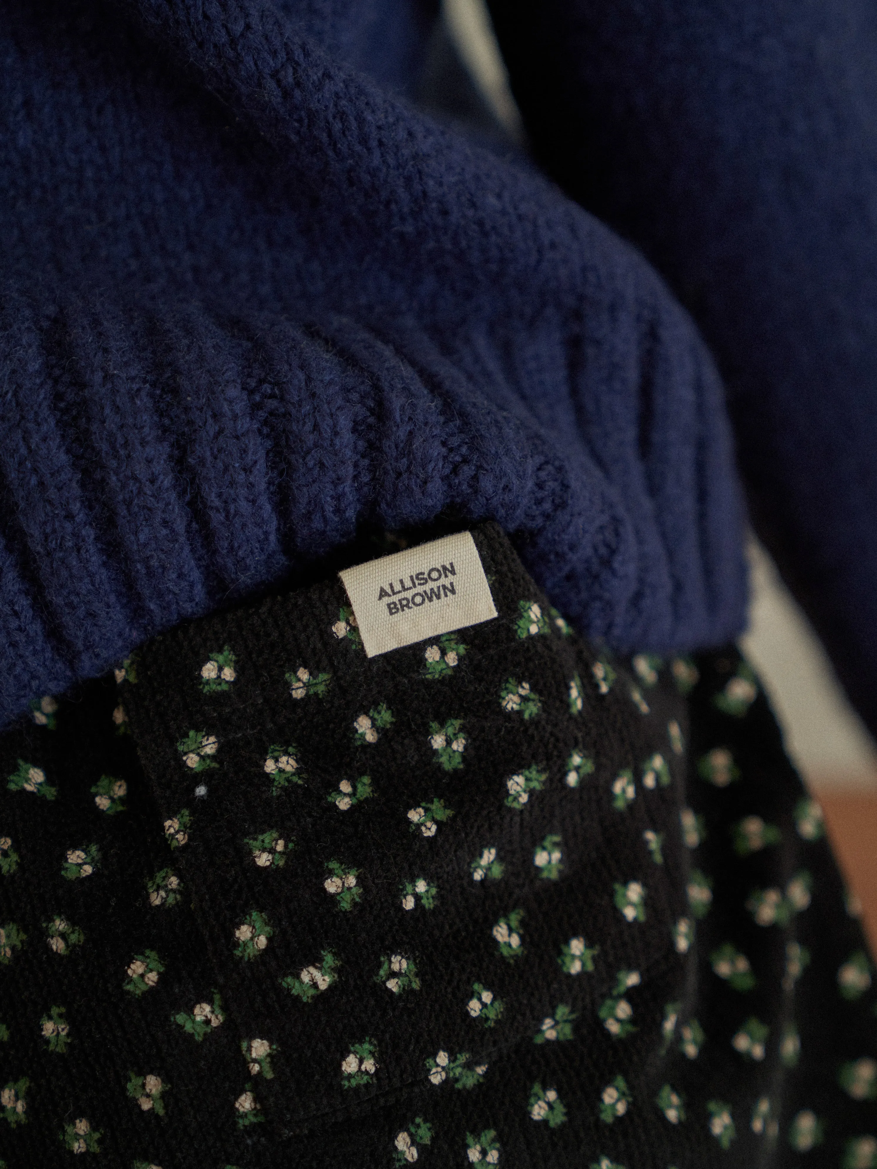 Tiny Flower Corduroy Half Pants