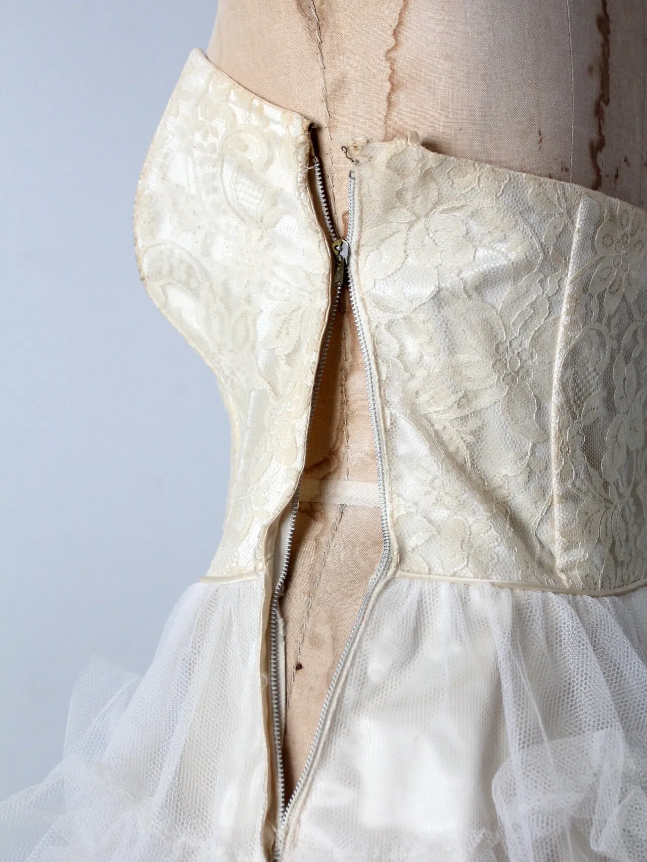 vintage wedding dress