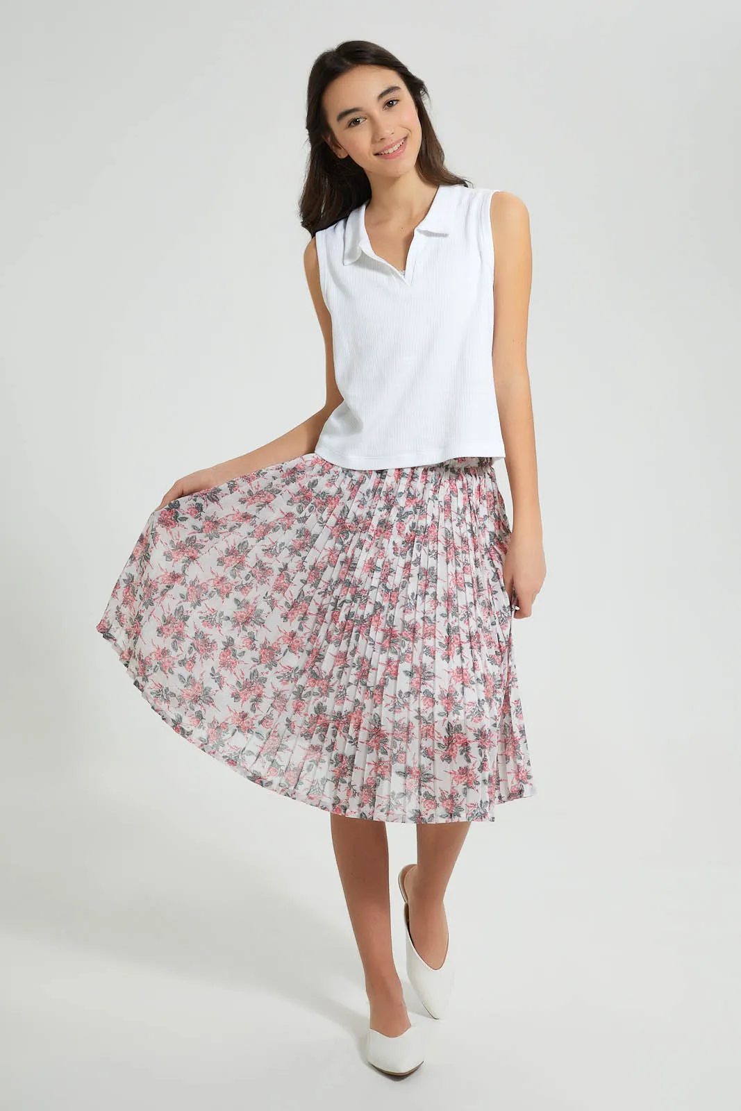 White Floral Print Pleated Skirt