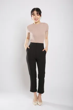Yuri Tapered Pants in Black
